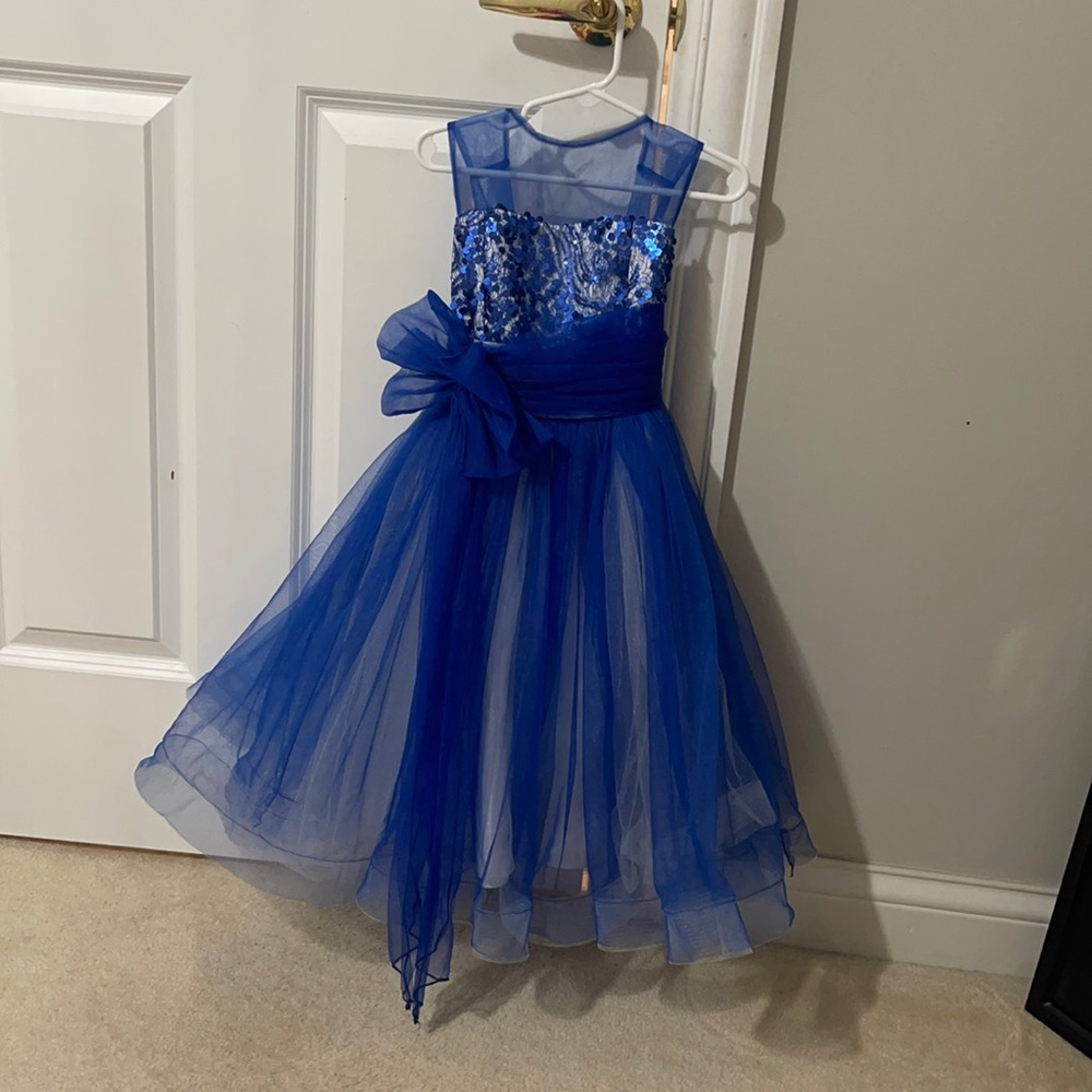 Toddler’s Blue tulle and sequin party dress